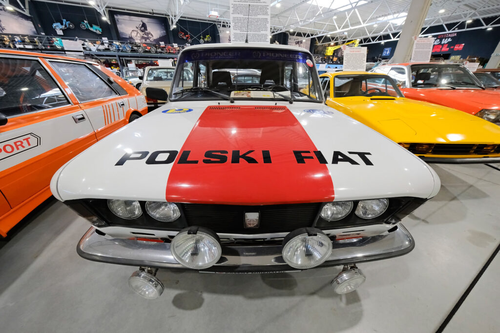 Polski Fiat 125p w Muzeum Wena w Oławie